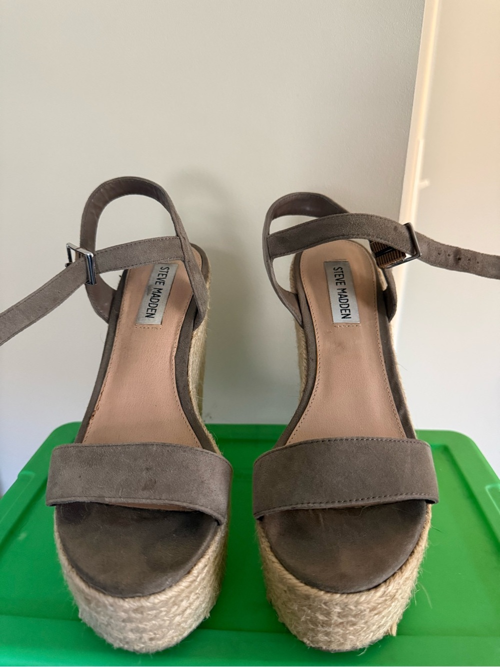 Steve Madden Taupe Suede Espadrille Platform Wedges